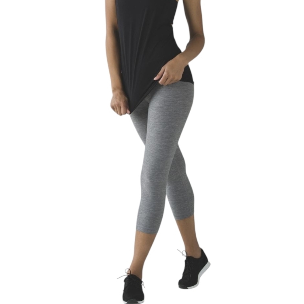 Lululemon Wunder Under Crop Women 6 Grey Yoga